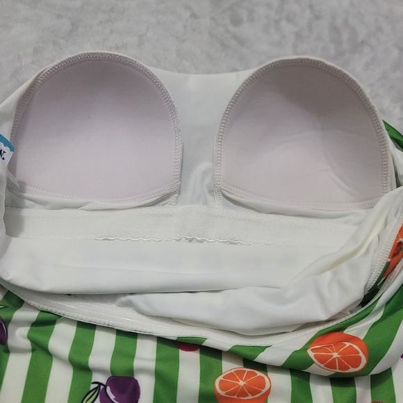 Modcloth The Lola One piece retro swimsuit Women's Size L Fruit Print NWOT - Picture 9 of 16